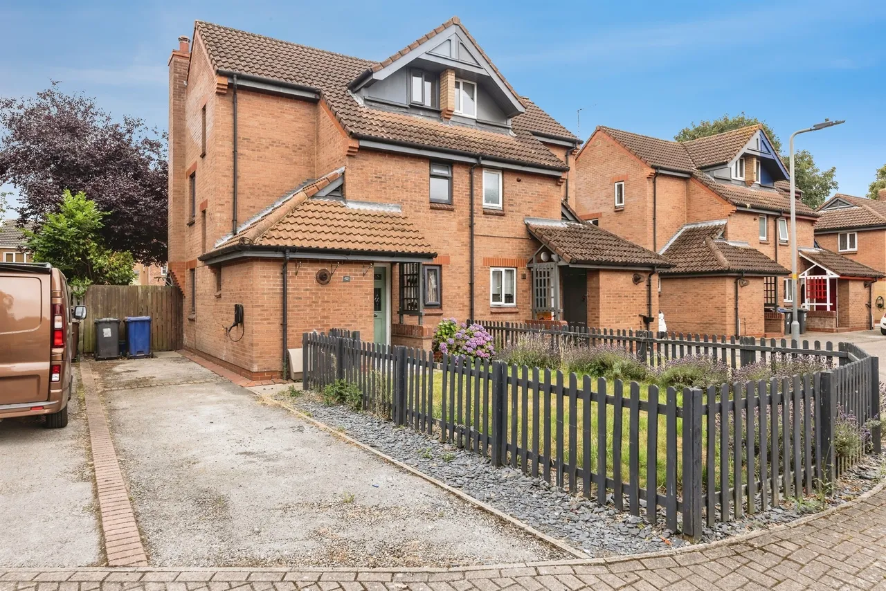 4 bed house for sale — Brackenhill Close, Brayton, Selby