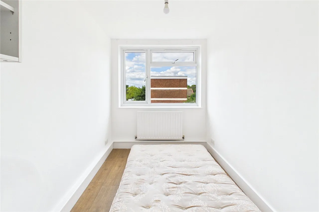 2 bed flat for sale — Beechcroft Close, Valley Road, London, SW16