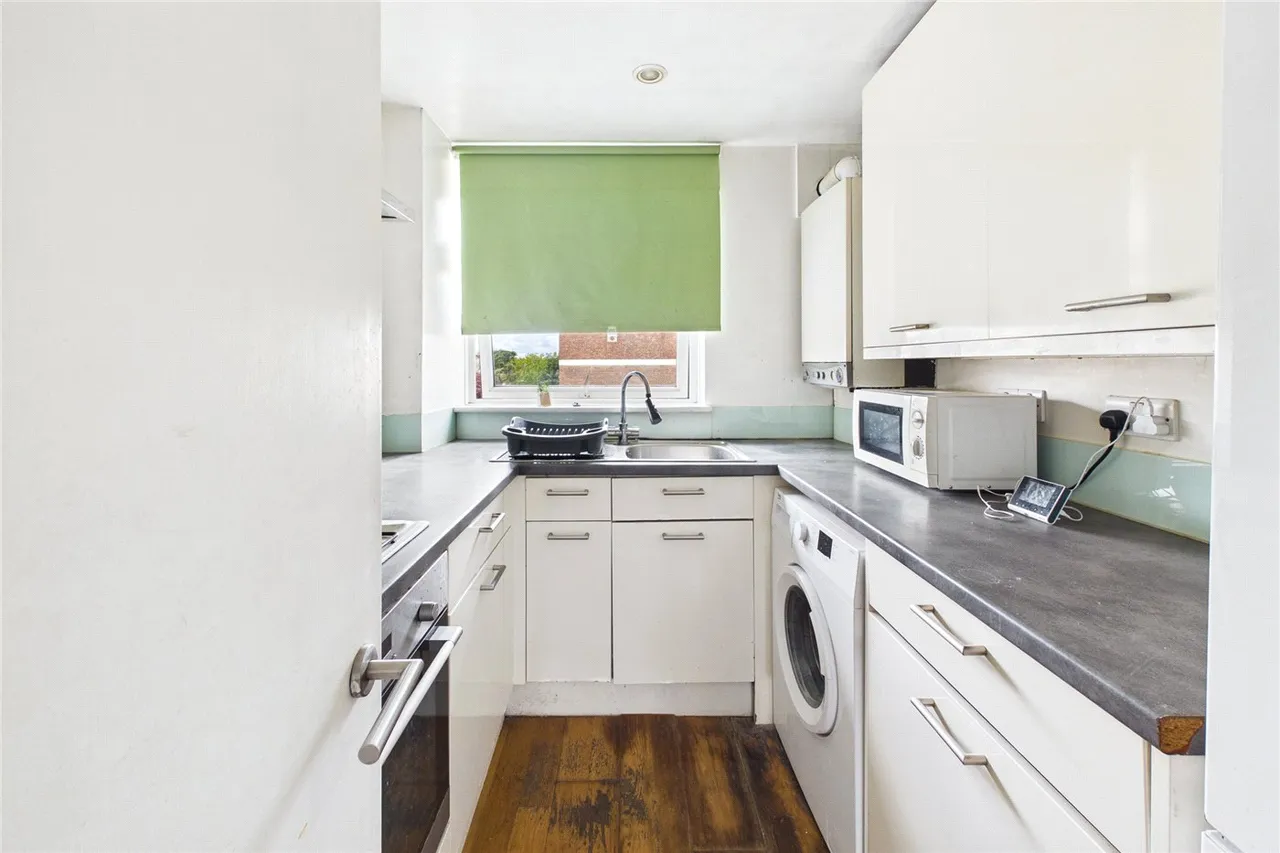 Beechcroft Close, Valley Road, London, SW16, photo 4