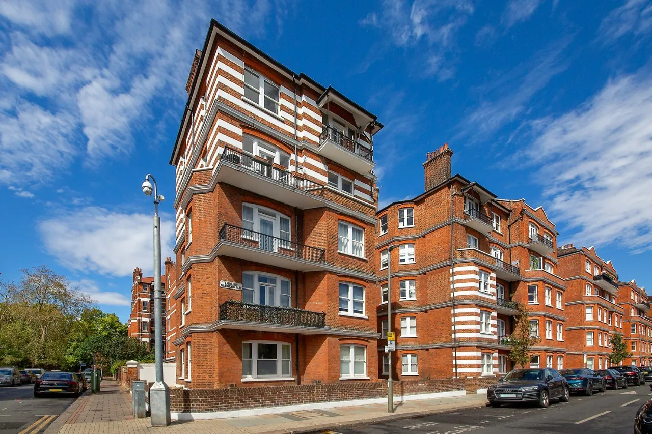 Lurline Gardens, London, SW11, photo 9