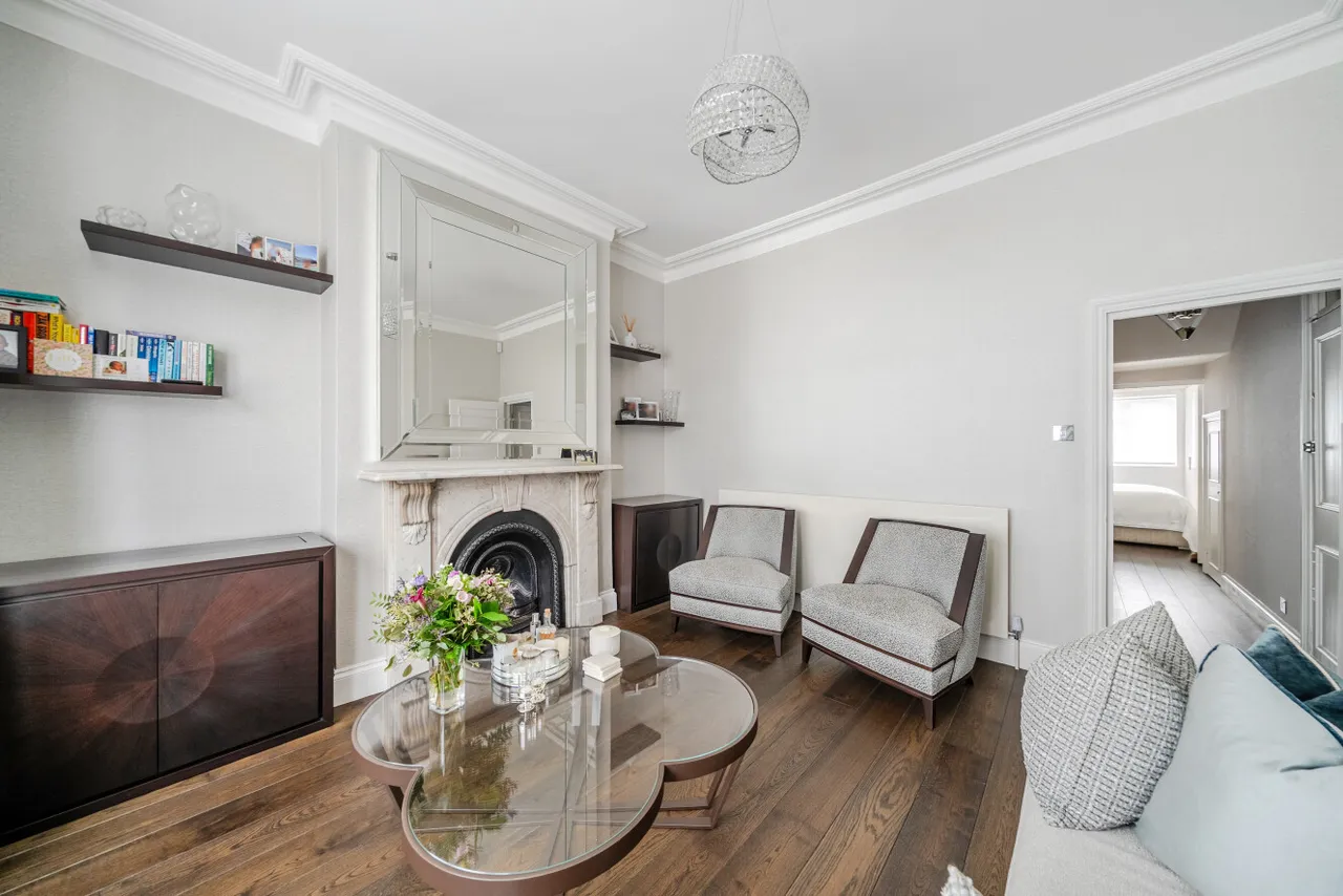 Lower Richmond Road, London, SW15, photo 6