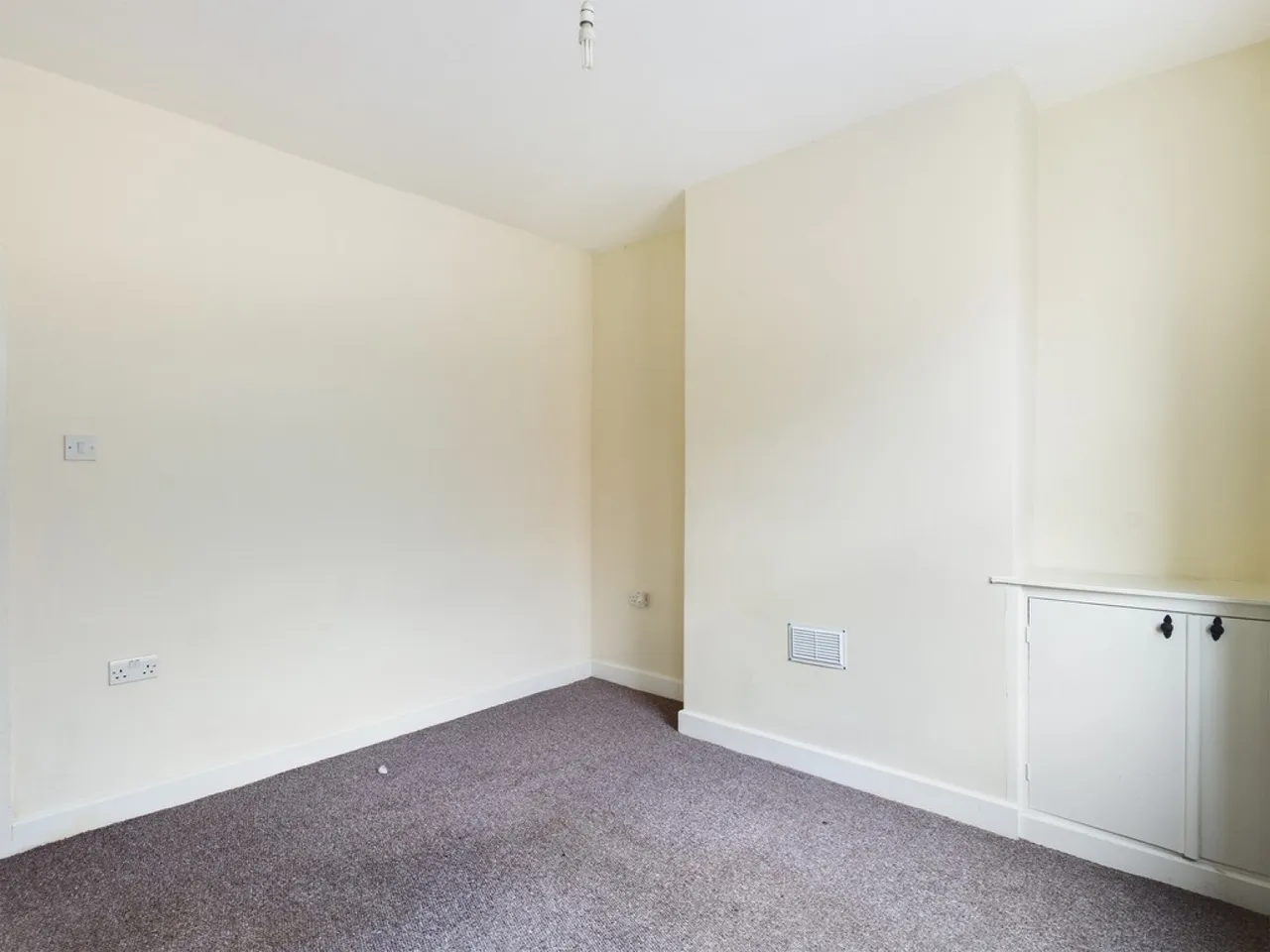 Selwyn Street, Rotherham, S65, photo 3
