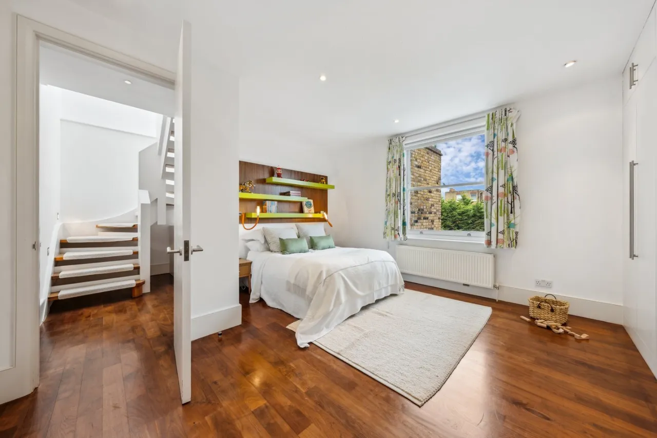 Spencer Road, London, SW18, photo 17