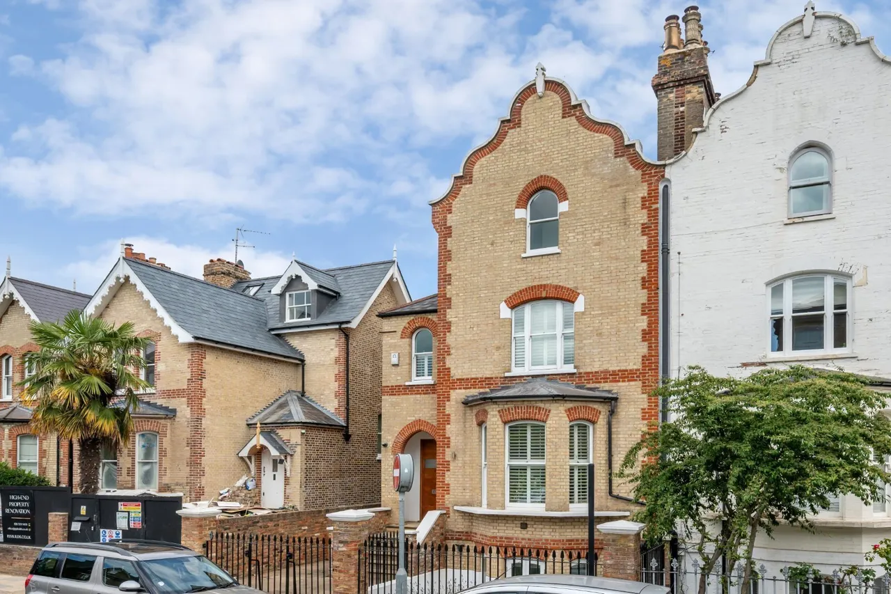 5 bed house to rent, Spencer Road, London, SW18