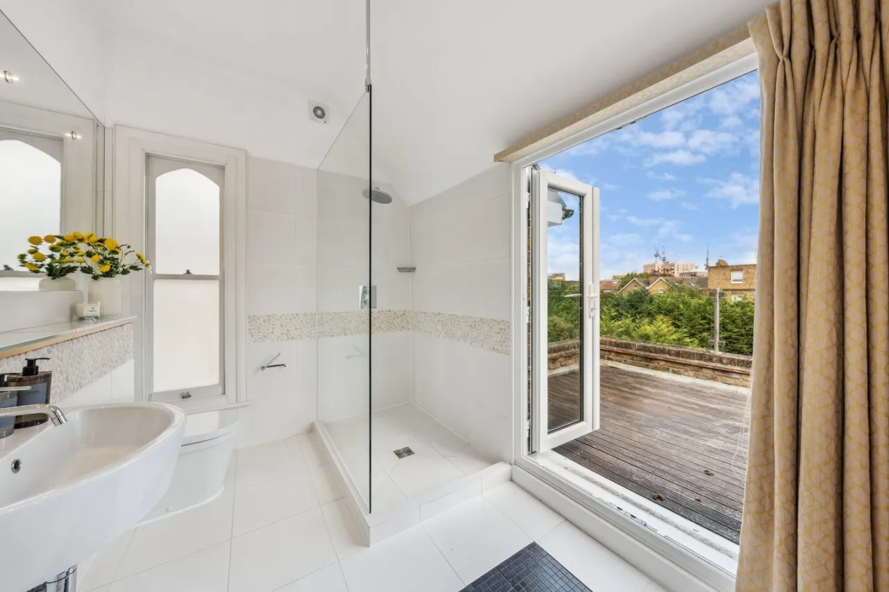 Spencer Road, London, SW18, photo 13