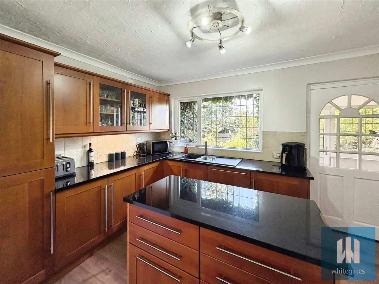 Victoria Road, Liversedge, WF15, photo 7