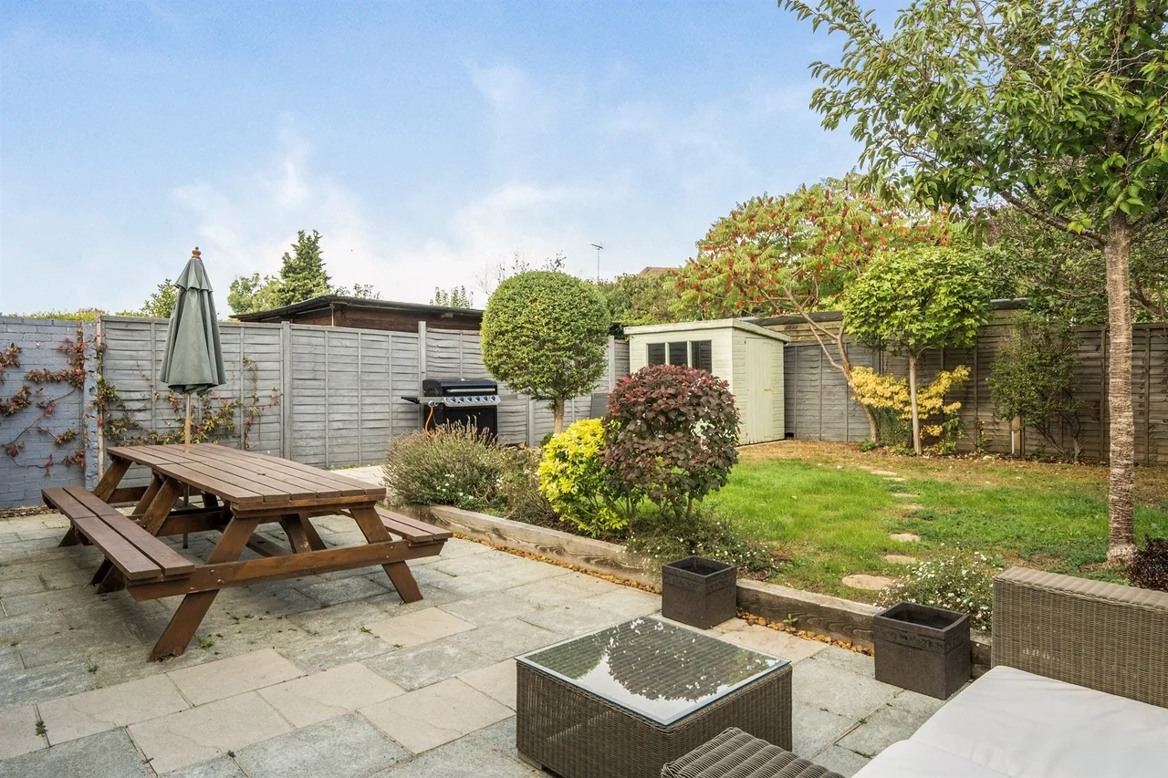 Farm Road, Maidenhead, SL6, photo 11