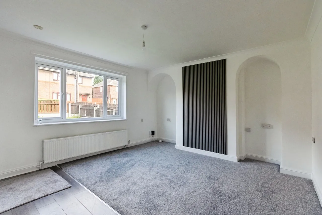 McLaren Avenue, Upton, Pontefract, West Yorkshire, WF9, photo 2