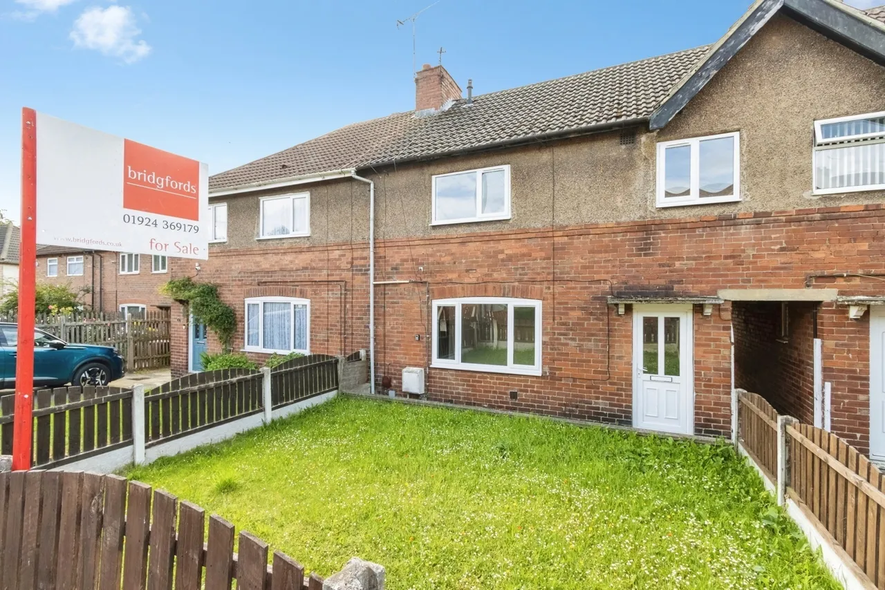 3 bed house for sale — McLaren Avenue, Upton, Pontefract, West Yorkshire, WF9
