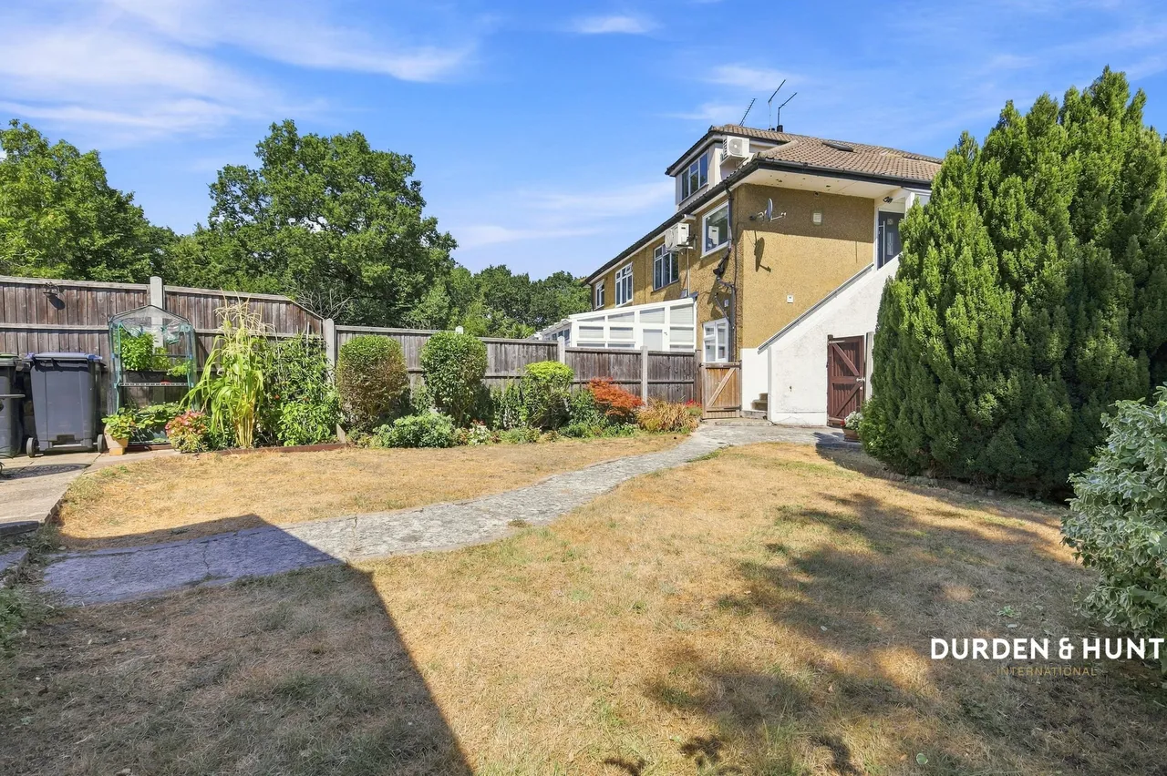 Barncroft Close, Loughton, IG10, photo 14
