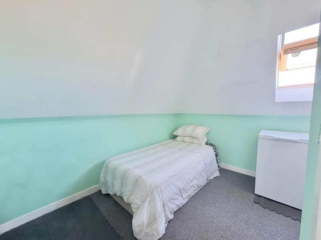 Samuel Lodge, BH12, photo 9