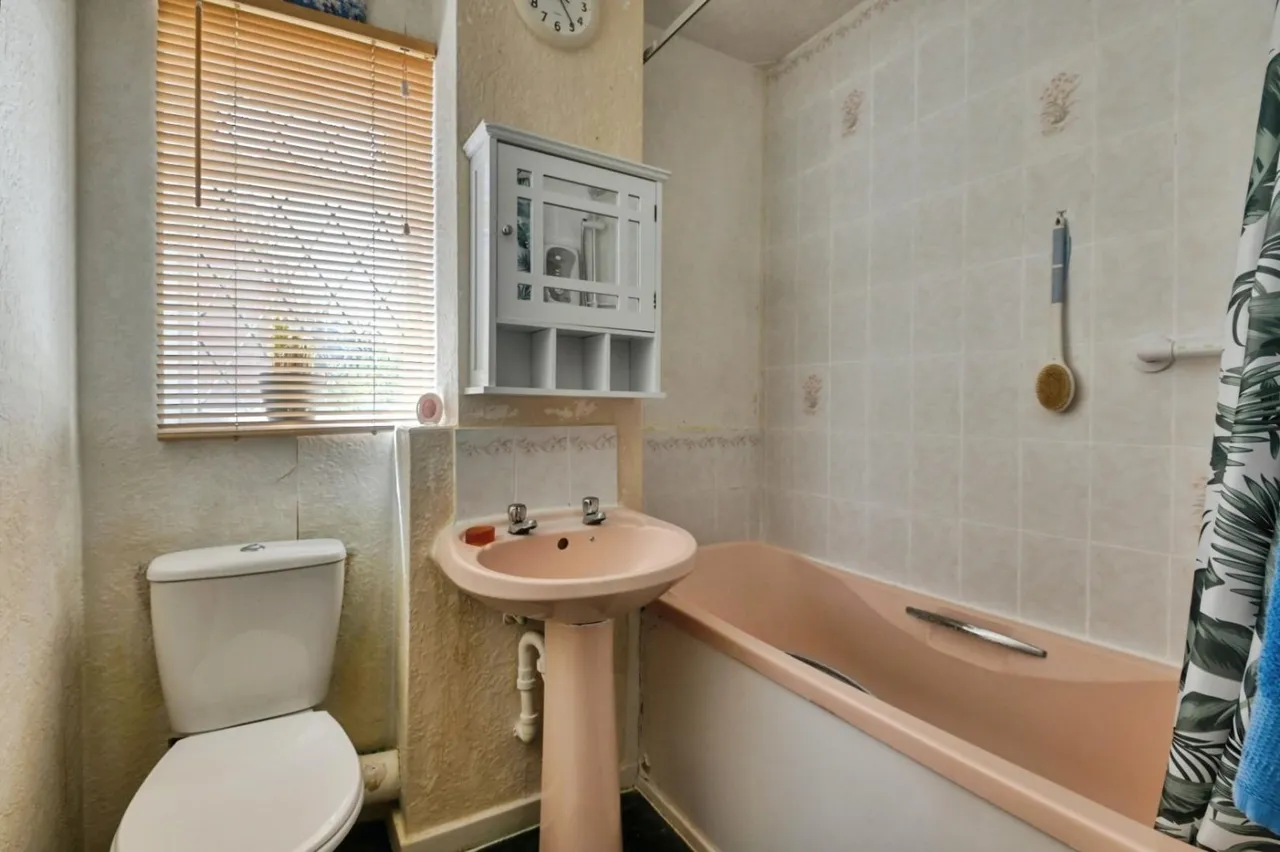 Dexter Way, Birchmoor, B78, photo 12