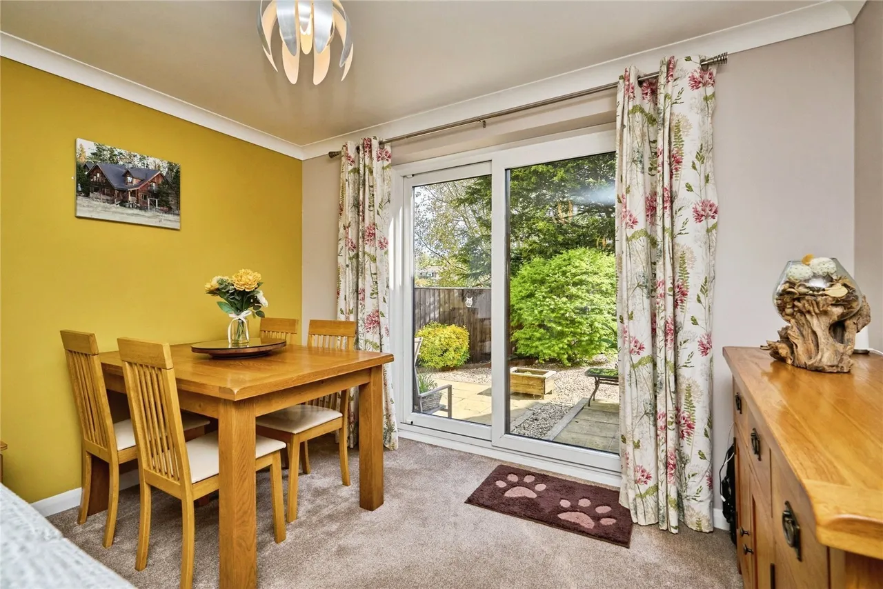 Manor Road, Wroxall, PO38, photo 6