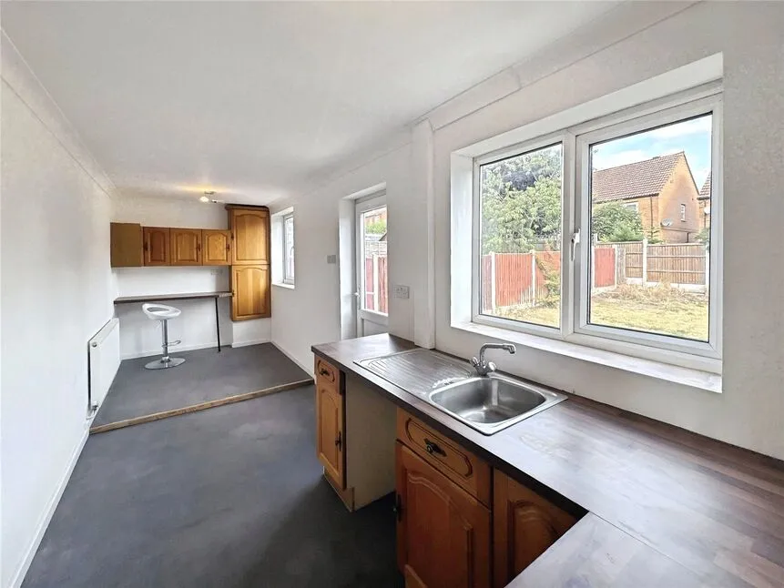 Rutland Crescent, Harworth, DN11, photo 5