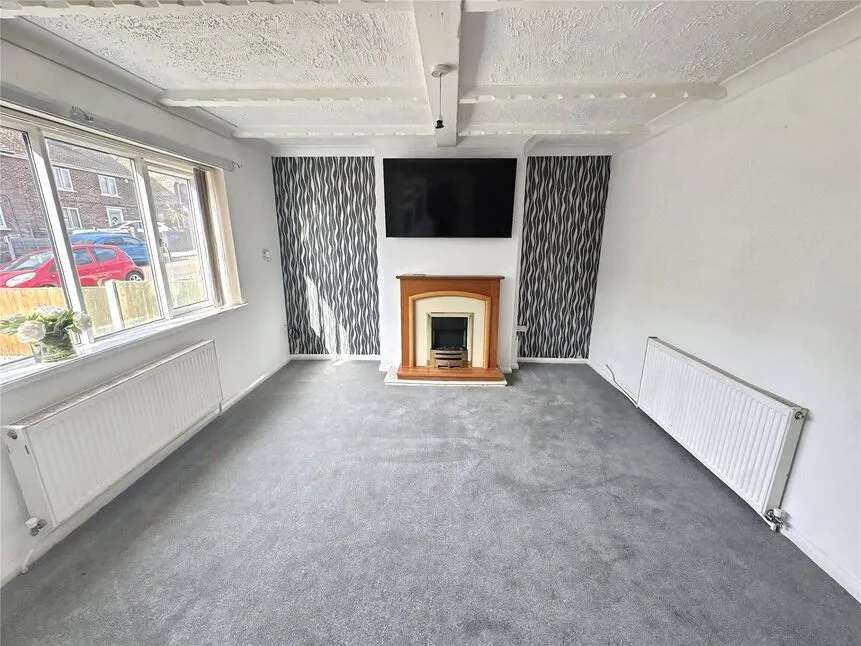 Rutland Crescent, Harworth, DN11, photo 2