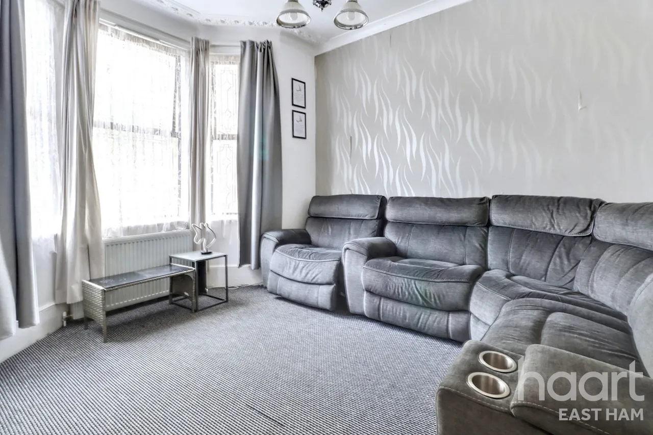 Milton Avenue, East Ham, E6, photo 4
