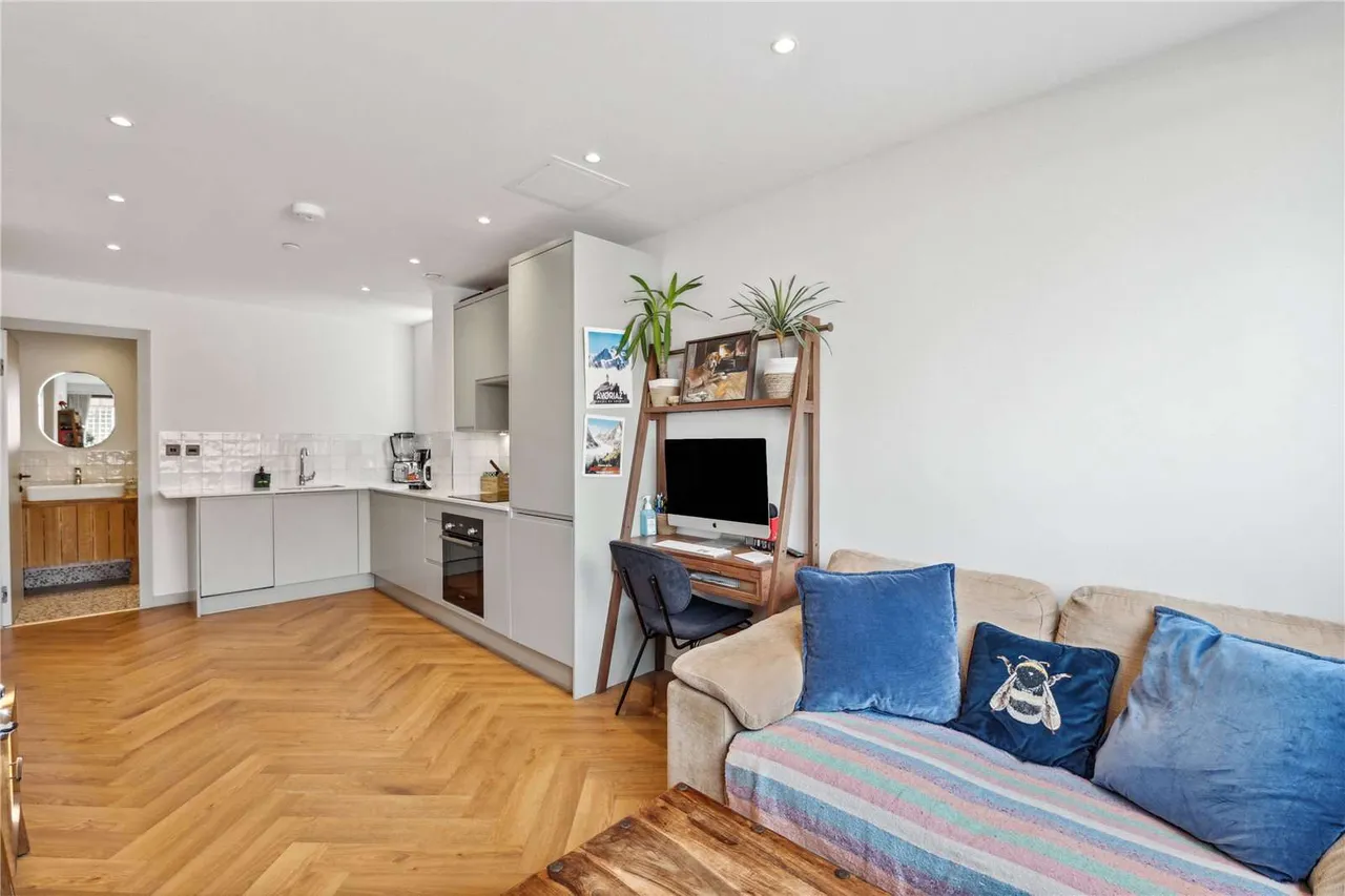 Alexandra Road, Wimbledon, SW19, photo 5