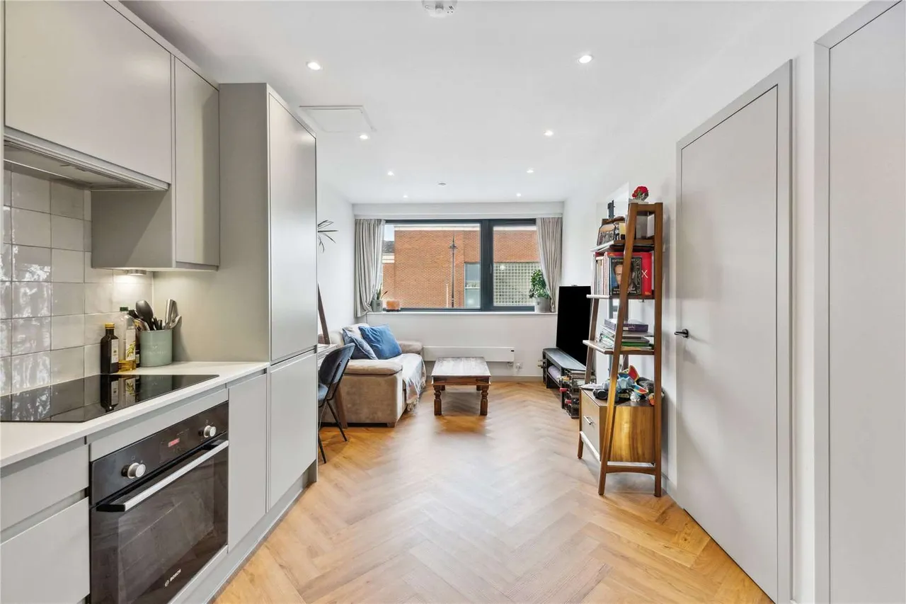 Alexandra Road, Wimbledon, SW19, photo 8