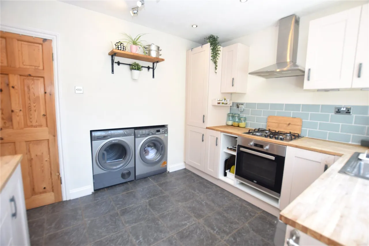 Hanover Gardens, Farnborough, Hampshire, GU14 9DU, photo 6