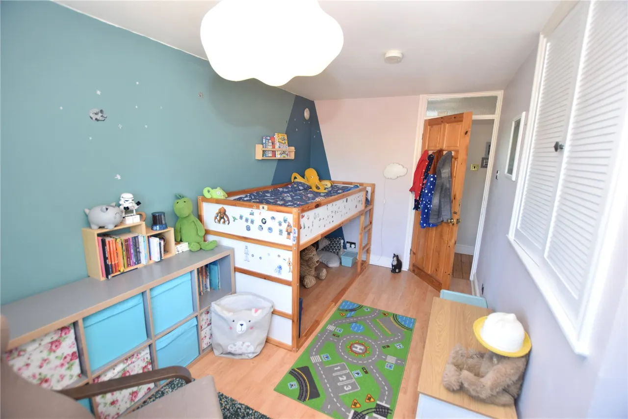 Hanover Gardens, Farnborough, Hampshire, GU14 9DU, photo 16