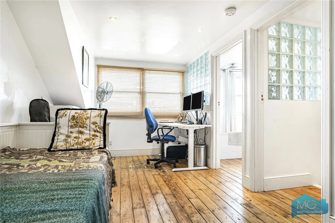 Warlters Road, Holloway, N7, photo 19