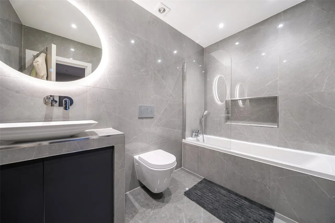 Bickley Park Road, BR1, photo 25