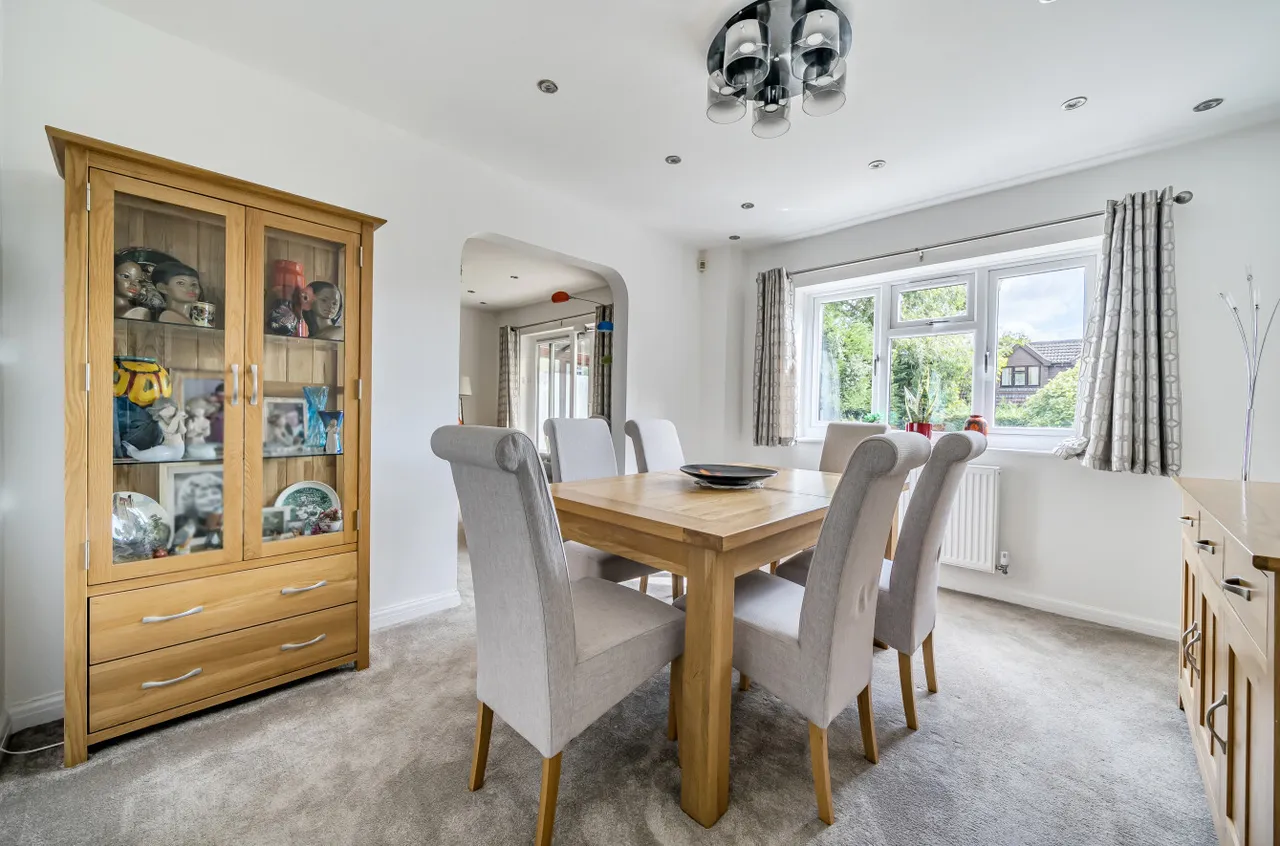 Rushall Close, Lower Earley, Reading, Berkshire, RG6 4BG, photo 4