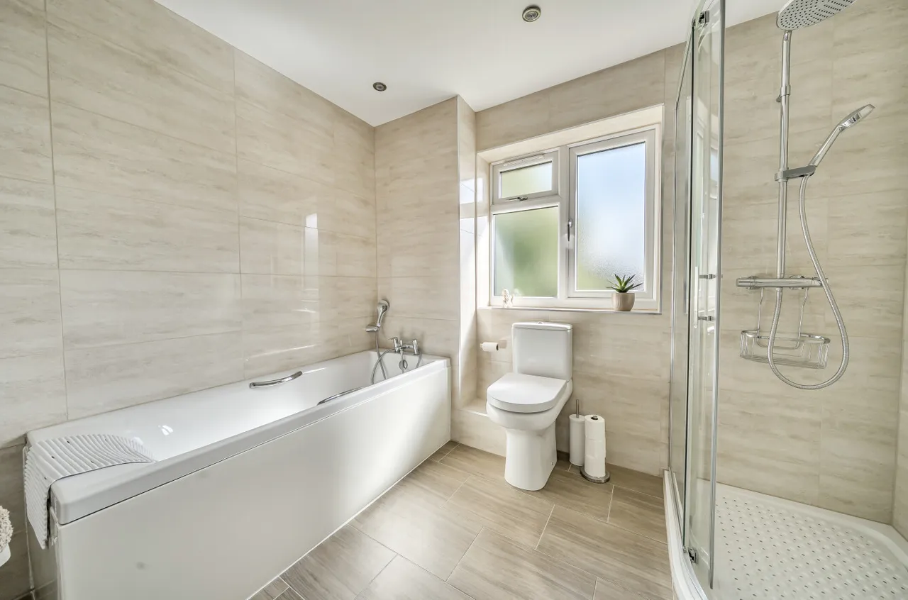 Rushall Close, Lower Earley, Reading, Berkshire, RG6 4BG, photo 22