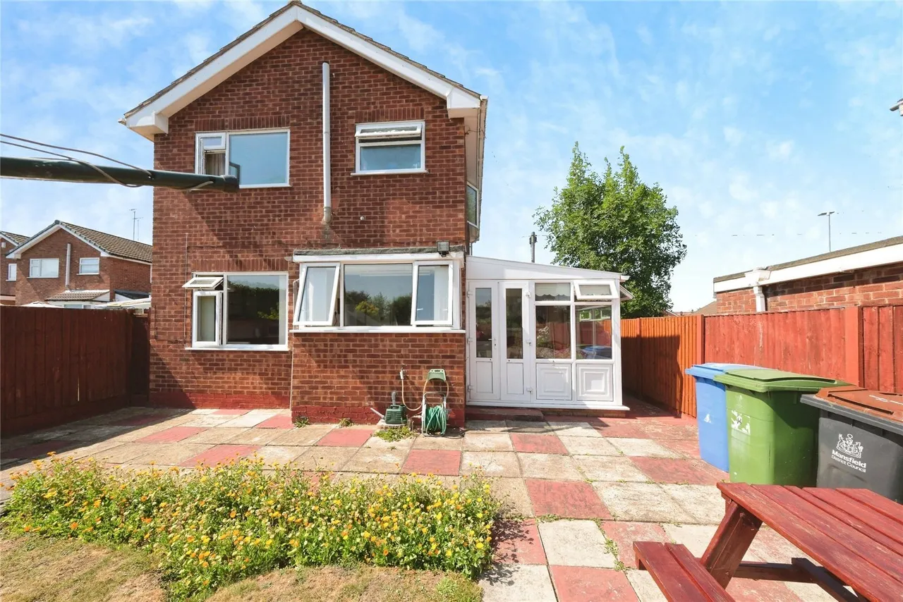 Worcester Avenue, Mansfield Woodhouse, Mansfield, Nottinghamshire, NG19, photo 16