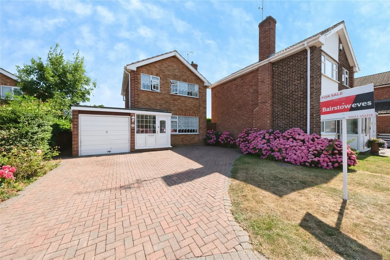 Worcester Avenue, Mansfield Woodhouse, Mansfield, Nottinghamshire, NG19, photo 15