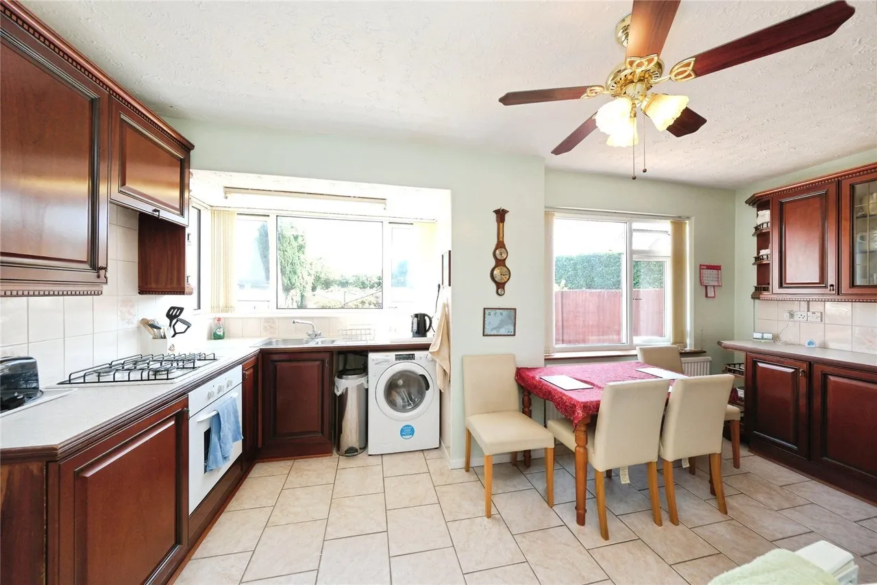 Worcester Avenue, Mansfield Woodhouse, Mansfield, Nottinghamshire, NG19, photo 5