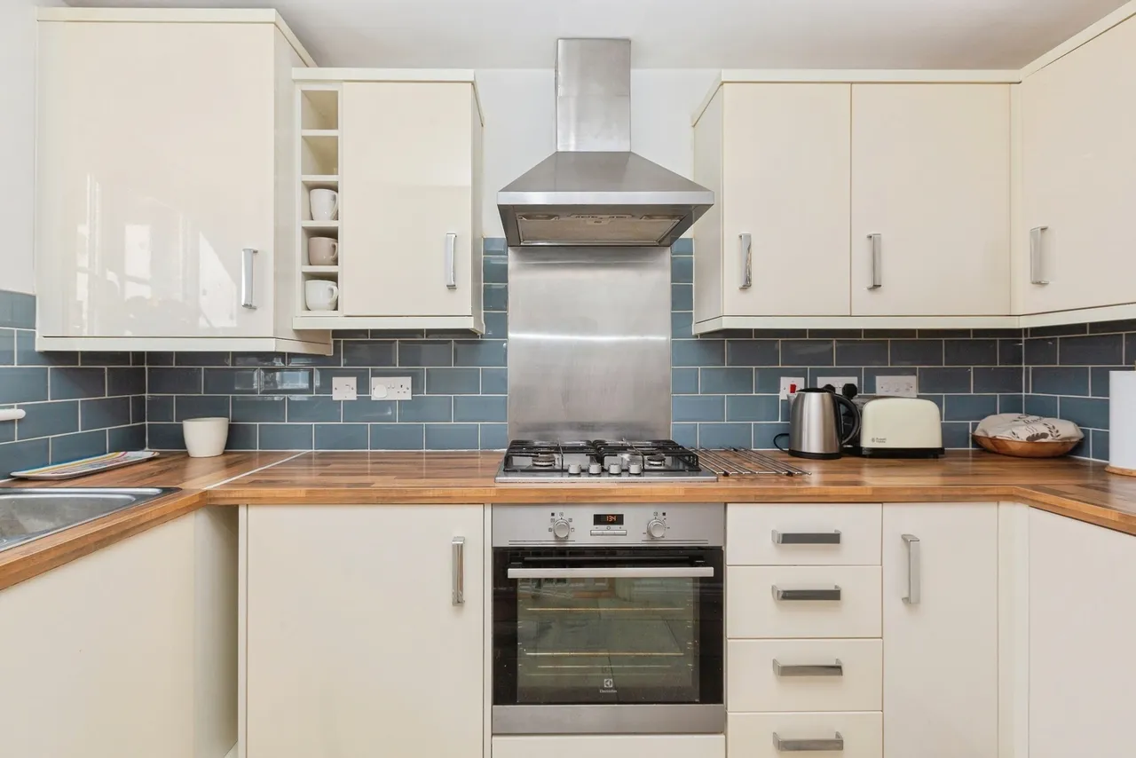 Skinner Road, Aylesbury, Buckinghamshire, HP19, photo 12