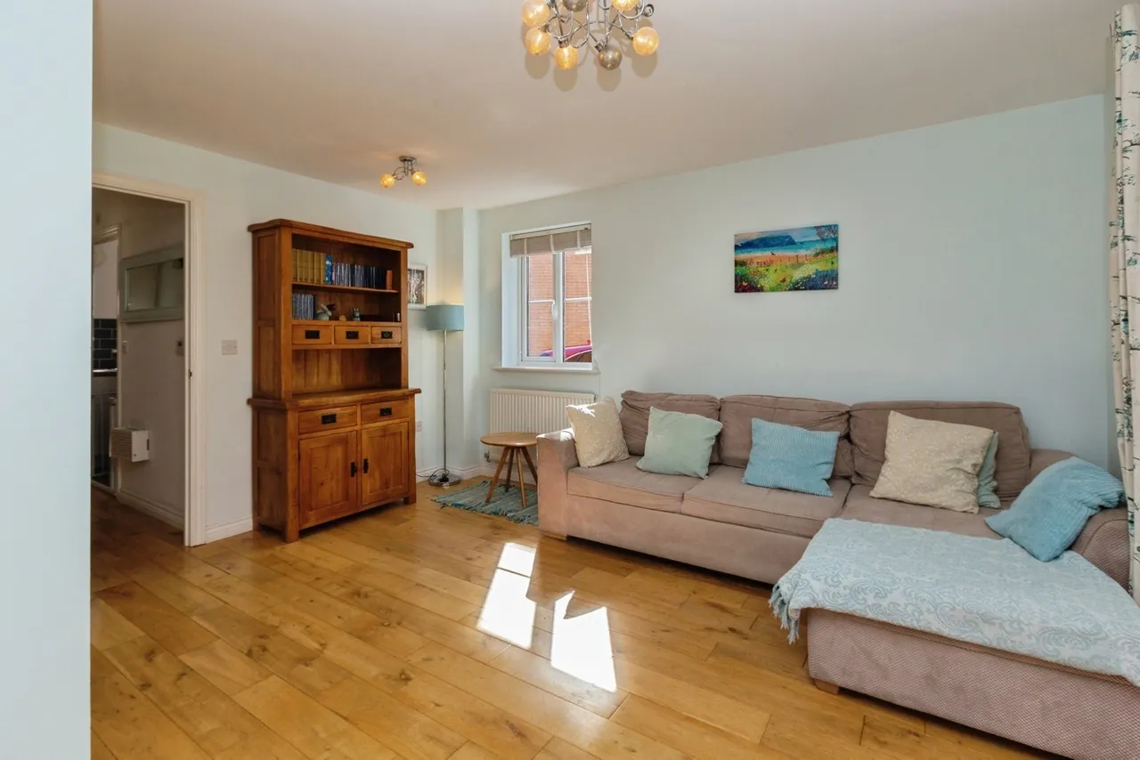 Skinner Road, Aylesbury, Buckinghamshire, HP19, photo 6