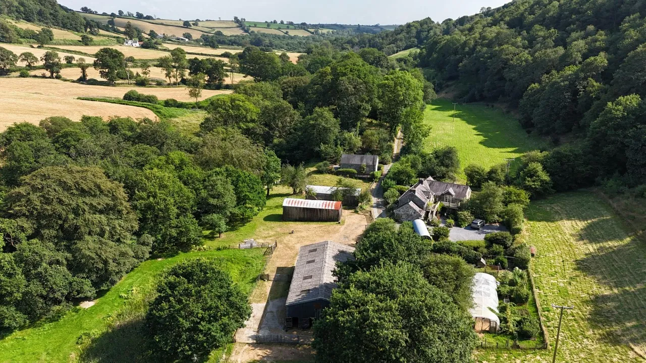 Nantgaredig, Carmarthen, SA32, photo 5