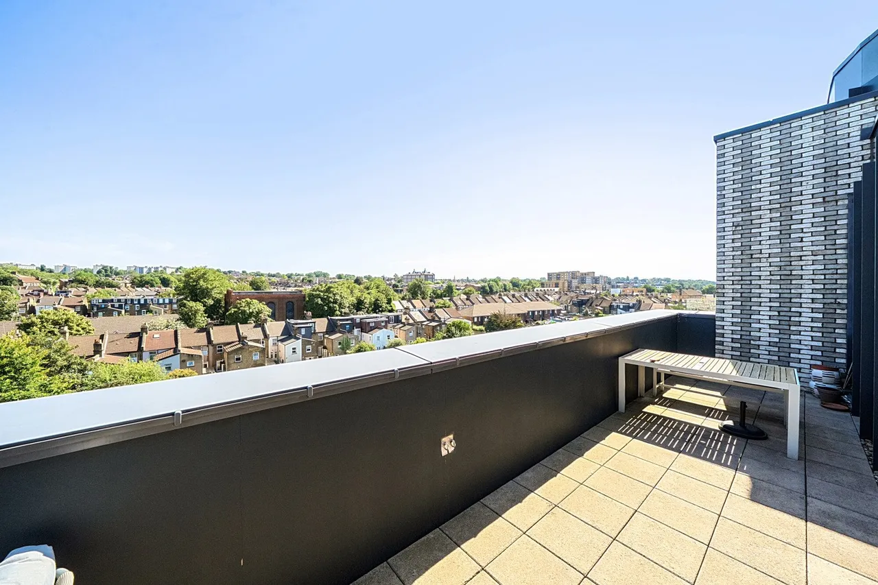 Woolwich Road, SE7, photo 18