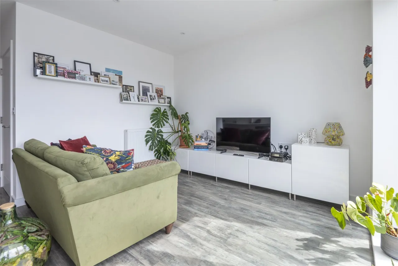 Woolwich Road, SE7, photo 9