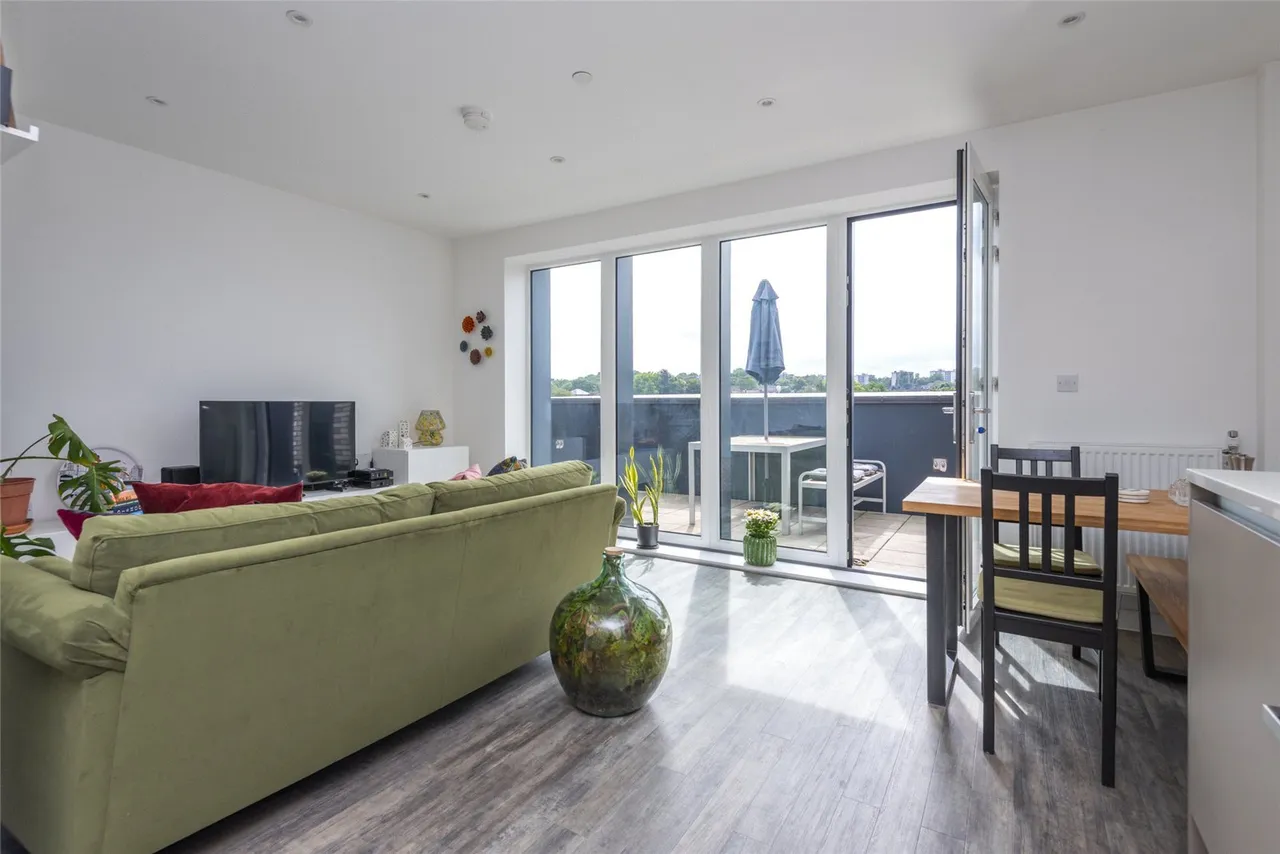 Woolwich Road, SE7, photo 11