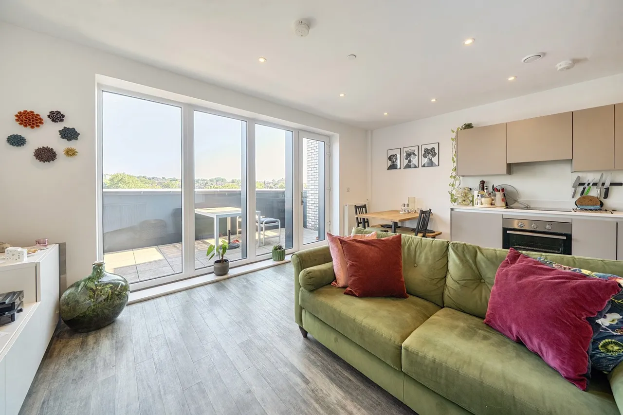 Woolwich Road, SE7, photo 28