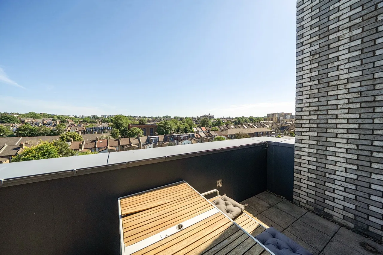 Woolwich Road, SE7, photo 20