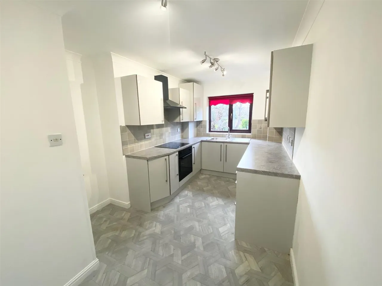 Merrilocks Road, Blundellsands, L23, photo 10