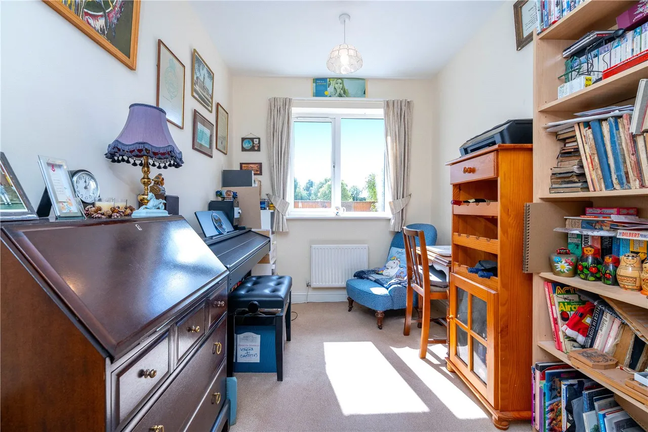 Priory Way, Sleaford, Lincolnshire, NG34, photo 9