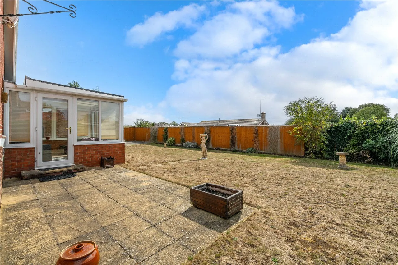 Priory Way, Sleaford, Lincolnshire, NG34, photo 11