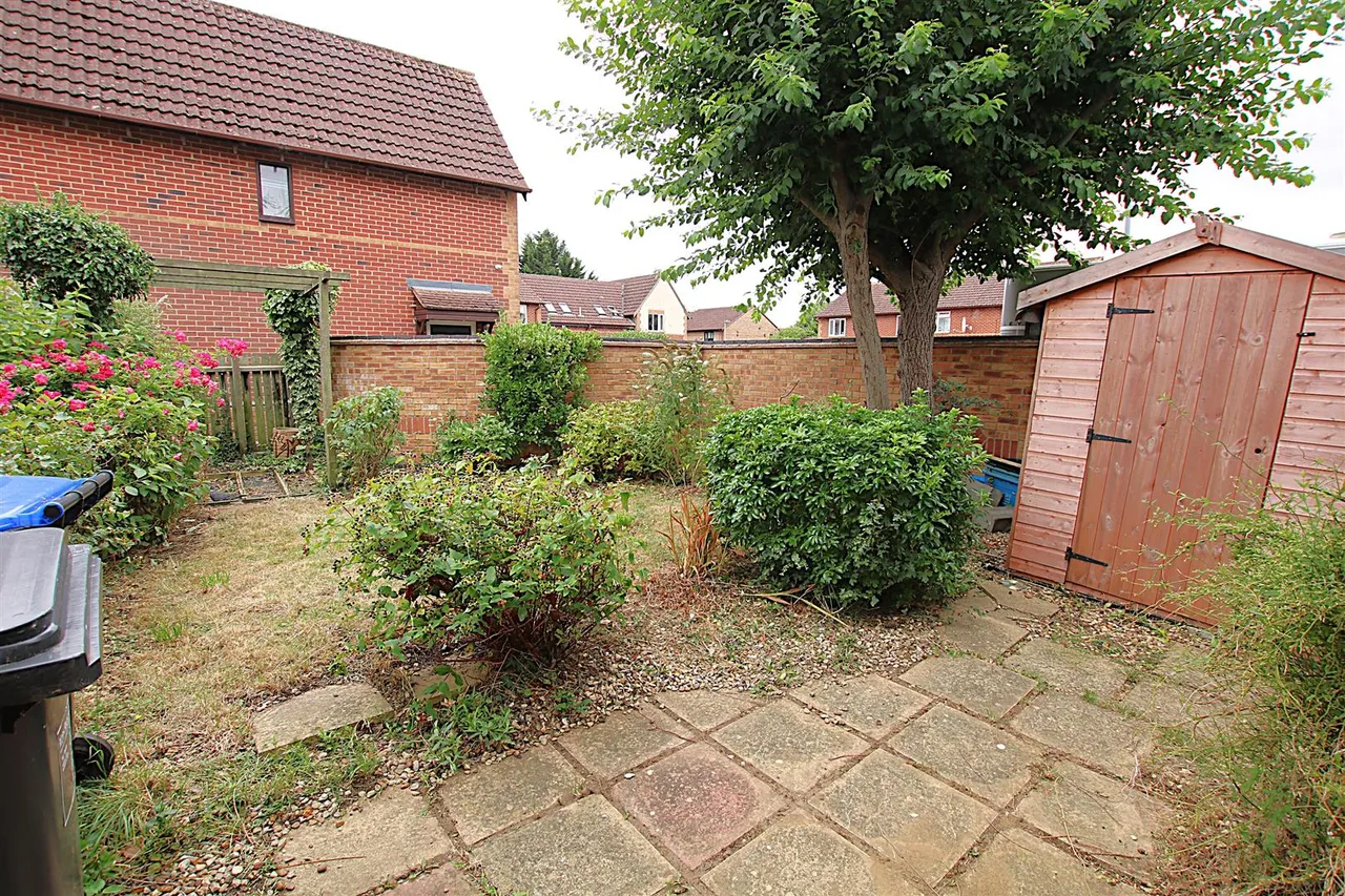 Limoges Court, Duston, NN5, photo 10
