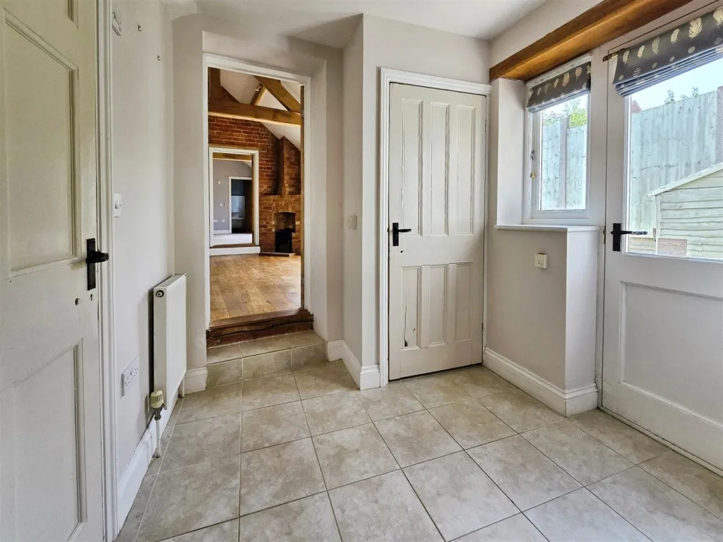 Mackworth Green, Finedon, photo 3