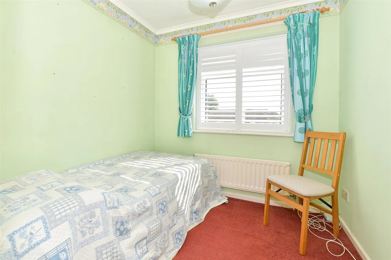 Northdowns, Cranleigh, GU6, photo 12
