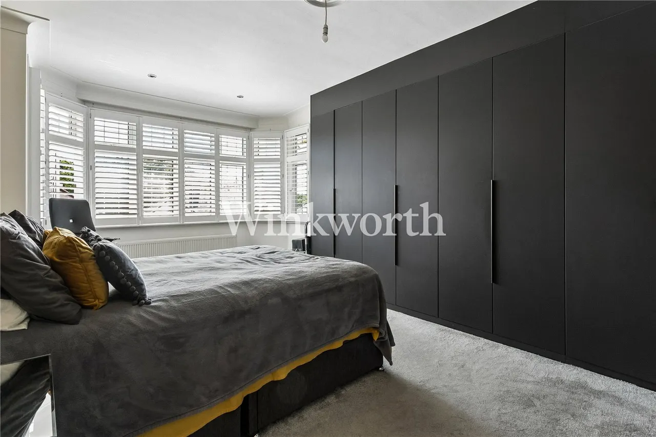 Morton Way, London, N14, photo 12
