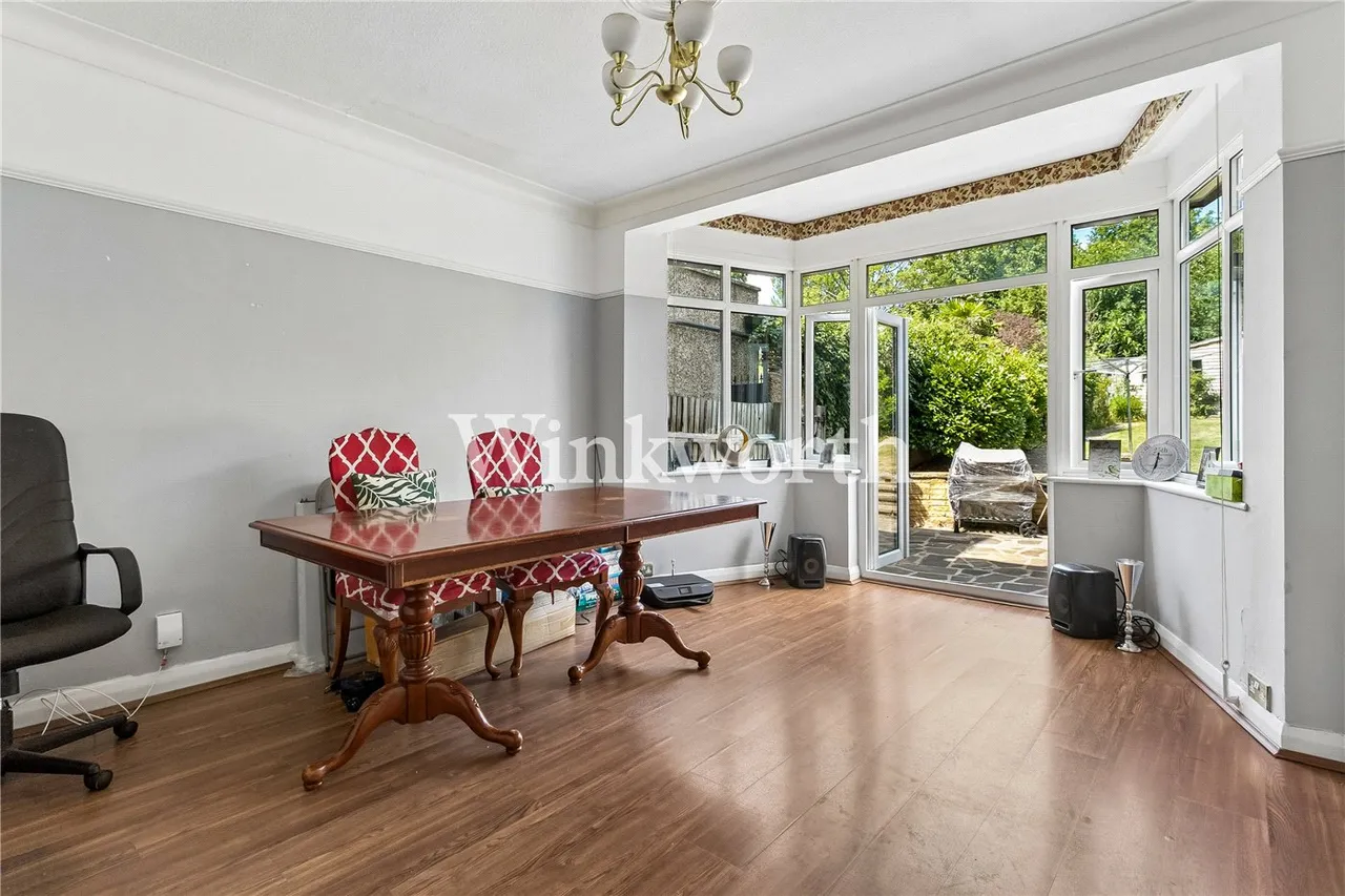 Morton Way, London, N14, photo 6