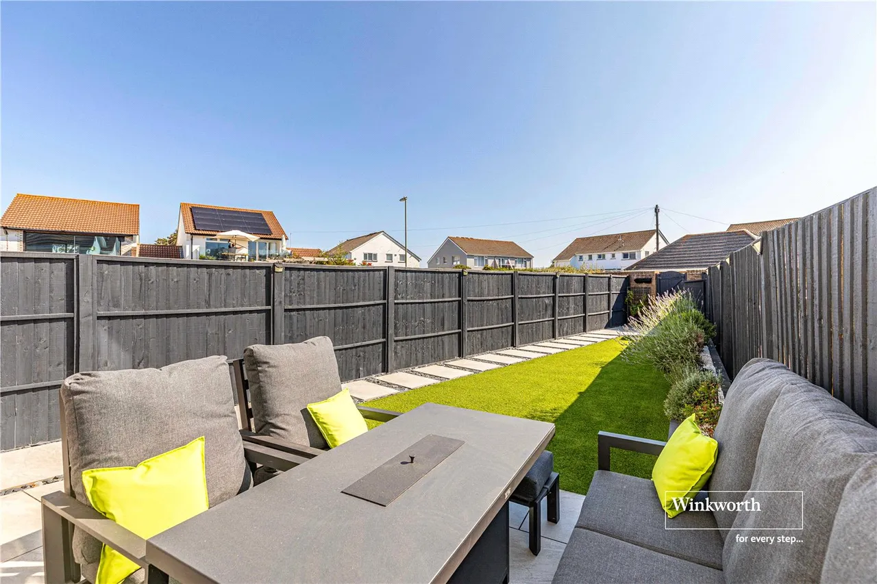 3 bed house for sale — Sea Road, Milford on Sea, Lymington, Hampshire, SO41