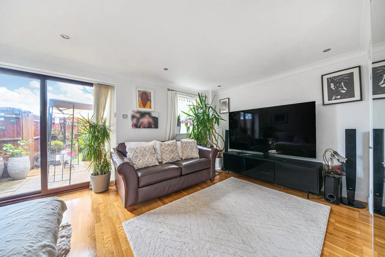 Cuthbert Gardens, South Norwood, London, SE25, photo 5