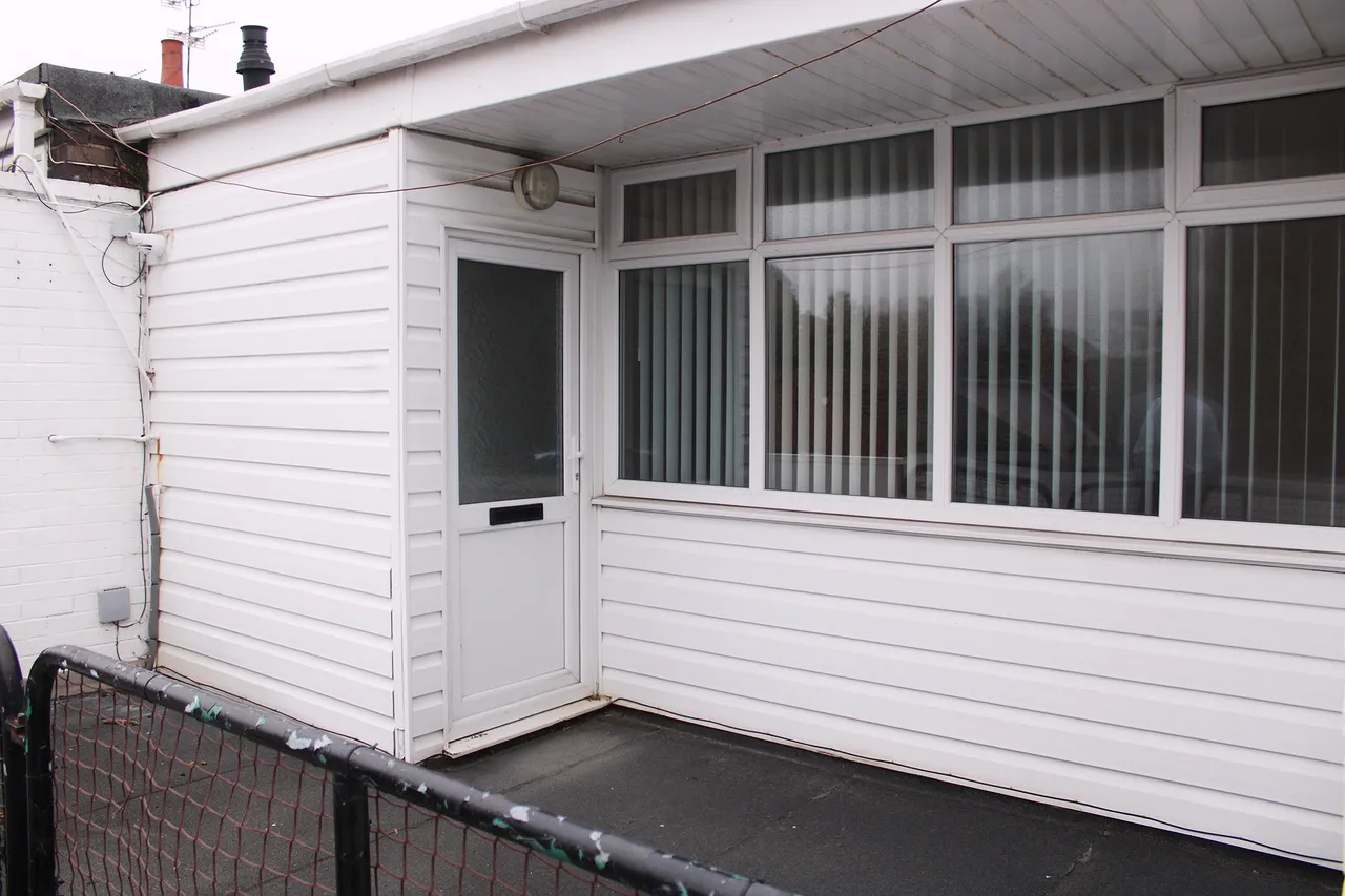 2 bed flat to rent, Brows Lane, Formby, L37